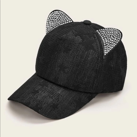 Accessories - Rhinestone engraved ear decor baseball 🧢 cap